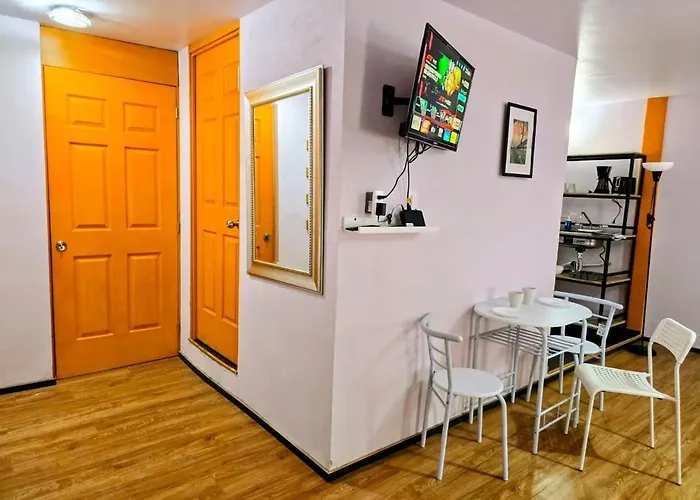 Naranja Moderna 3 Huespedes Cocina Equipada, Wi-fi Rapido Y Excelente Ubicacion Centrica Mexico City